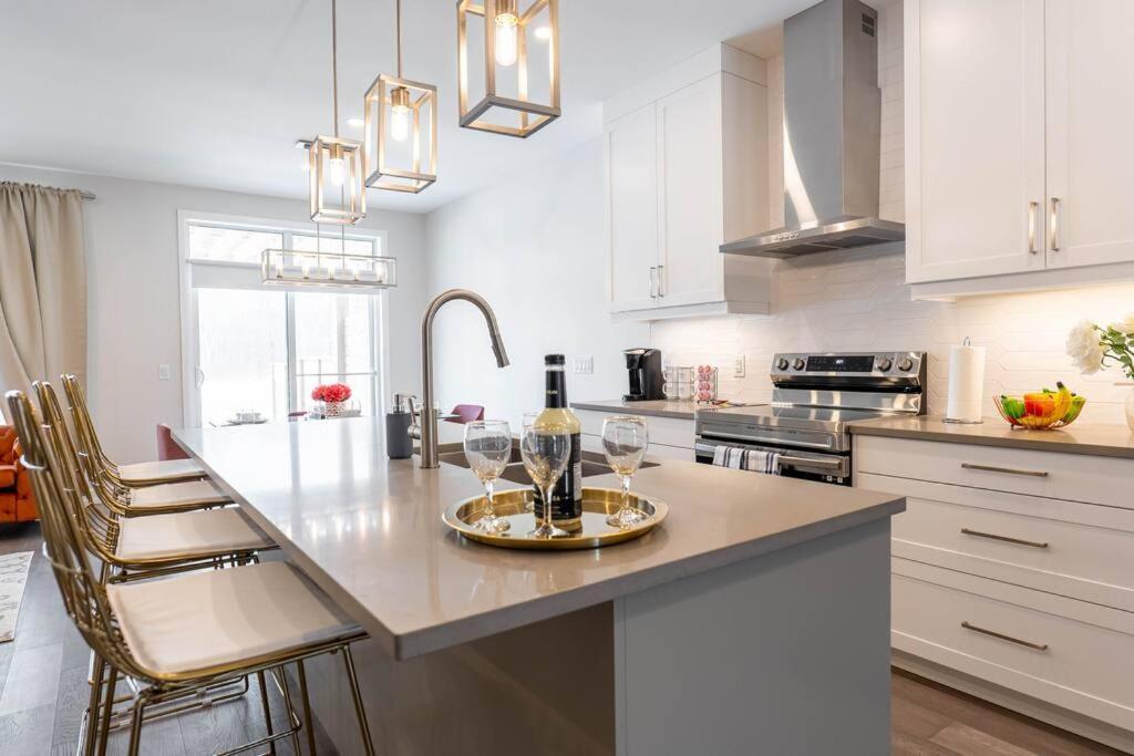 Apartamento Luxury Niagara 3 Bdr Townhouse /Garage Exterior foto